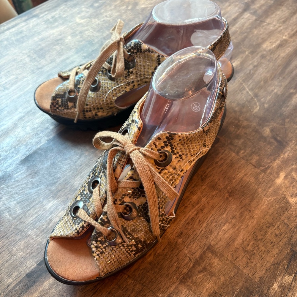 BERNIE MEV Marcelo Retile Print Lace Up Sandals! Back Strap.Great condition! 39 - Picture 3 of 9